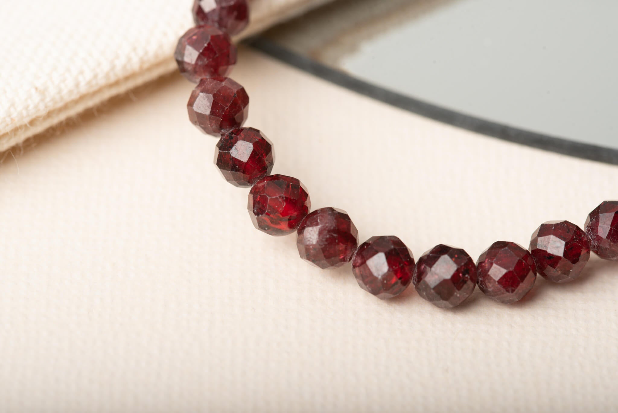 2pcs Delicate 12mm Faceted Red Garnet Round Gem Beads Bracelet 7.5 Inch